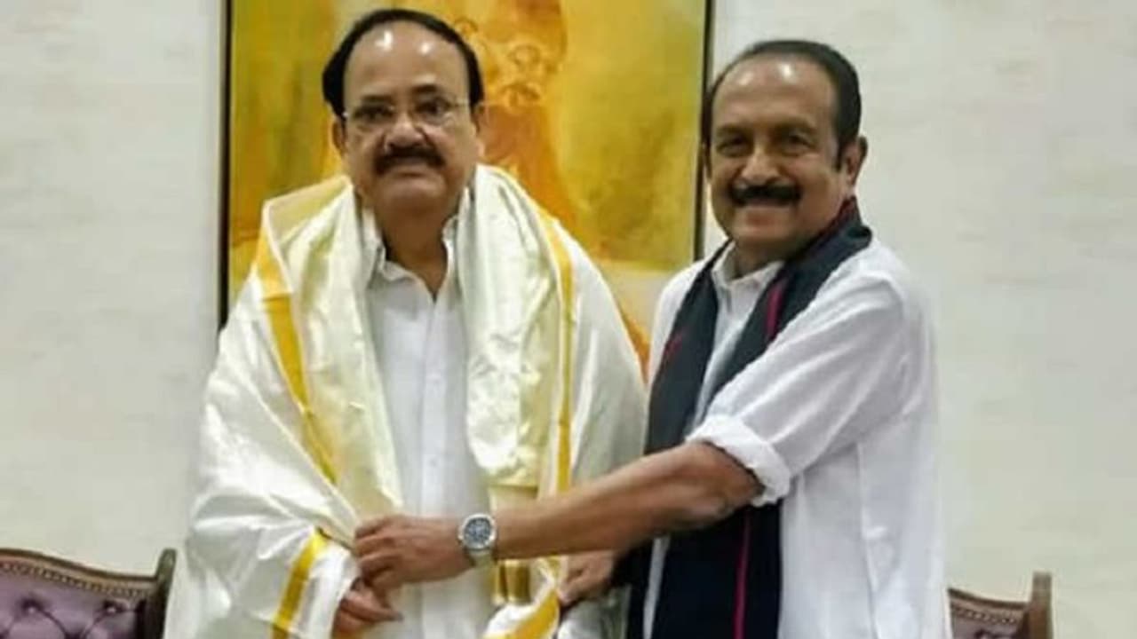 அவையில் எச்சரிக்கை எல்லாம் விடுக்கக்கூடாது மிஸ்டர் …. வைகோவை எச்சரித்த வெங்கையா நாயுடு !! அவையில் எச்சரிக்கை எல்லாம் விடுக்கக்கூடாது மிஸ்டர் …. வைகோவை எச்சரித்த வெங்கையா நாயுடு !!