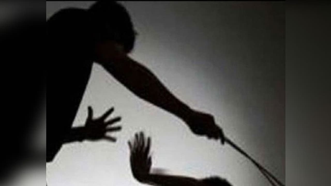 ছেলেধরা সন্দেহে গণপিটুনির শিকার দুই কংগ্রেস নেতা সহ ১ ছেলেধরা সন্দেহে গণপিটুনির শিকার দুই কংগ্রেস নেতা সহ ১