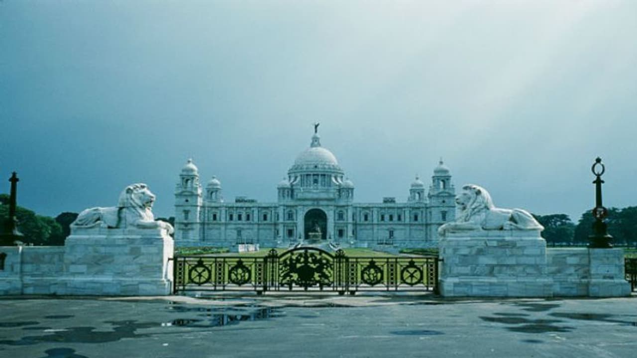 এবার কি 'ভিক্টোরিয়া মেমোরিয়াল'এরও নাম বদল, কী সুপারিশ করল মোদীর নেতাজি কমিটি এবার কি 'ভিক্টোরিয়া মেমোরিয়াল'এরও নাম বদল, কী সুপারিশ করল মোদীর নেতাজি কমিটি