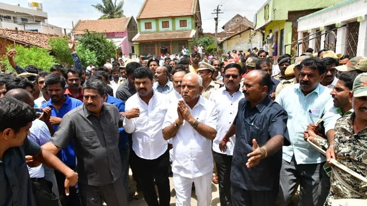 ಪ್ರವಾಹ ಸಮೀಕ್ಷೆಗೆ ಇಳಿಯಲಿದೆ ಬಿಜೆಪಿಯ 4 ತಂಡ ಪ್ರವಾಹ ಸಮೀಕ್ಷೆಗೆ ಇಳಿಯಲಿದೆ ಬಿಜೆಪಿಯ 4 ತಂಡ