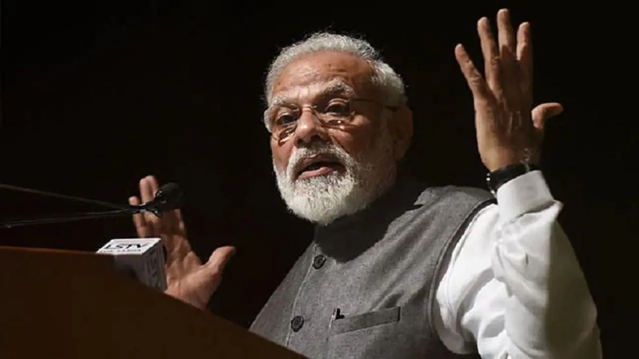 कारगिल विजय दिवस समारोह में पीएम नरेन्द्र मोदी बोले, युद्ध में हारने वाले देश आतंकवाद को दे रहे हैं बढ़ावा