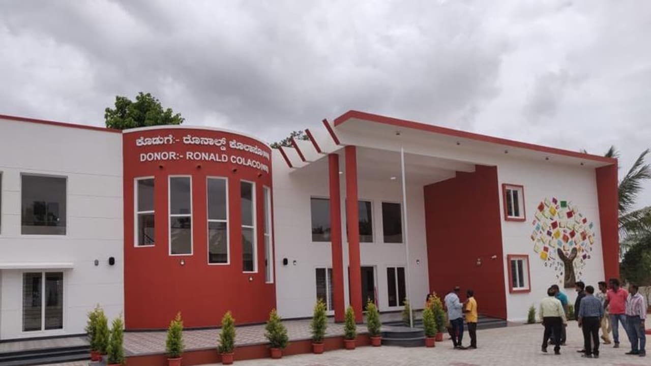 ಊಹಿಸೋದಾದ್ರೆ ಊಹಿಸಿ, ಈ ಕಟ್ಟಡ ಏನೆಂದು ಹೇಳ್ಬಹುದಾ? ಟ್ರೈ ಮಾಡಿ....