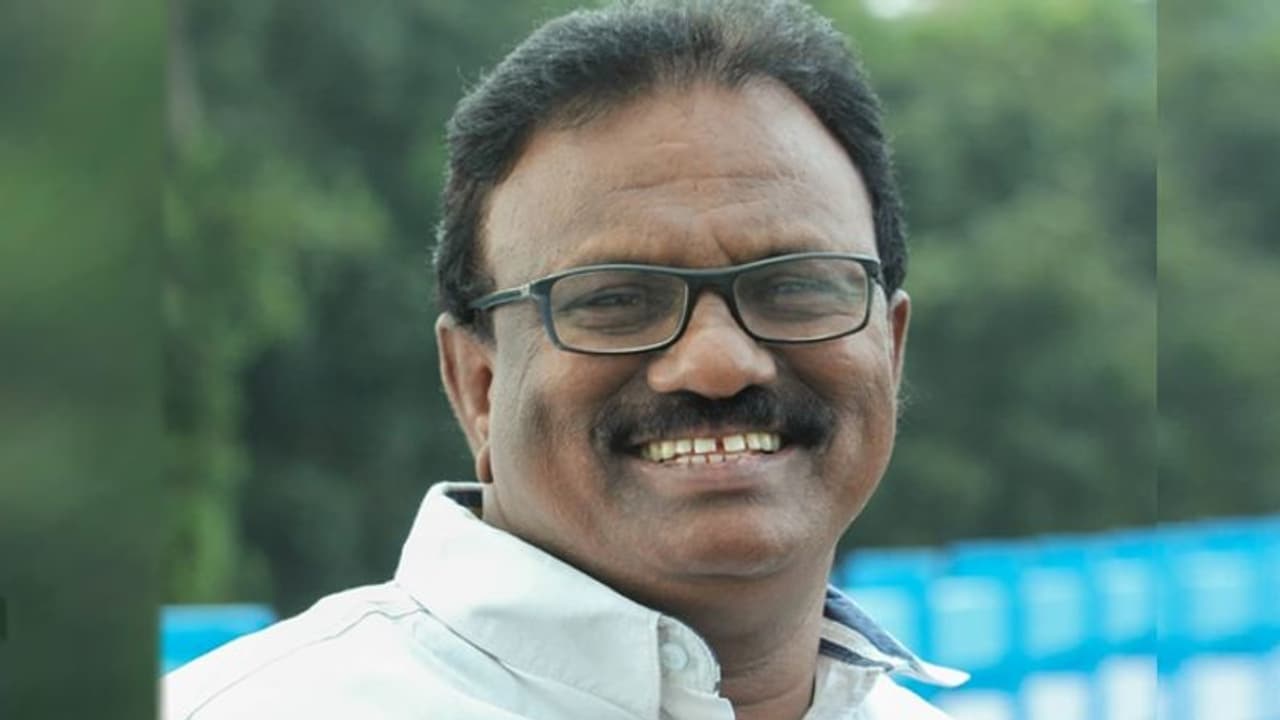 സിപിഎം എംഎൽഎയ്ക്ക് എതിരെ കൊവിഡ് ലംഘനത്തിന് കേസെടുക്കാൻ കോടതി നിർദ്ദേശം സിപിഎം എംഎൽഎയ്ക്ക് എതിരെ കൊവിഡ് ലംഘനത്തിന് കേസെടുക്കാൻ കോടതി നിർദ്ദേശം