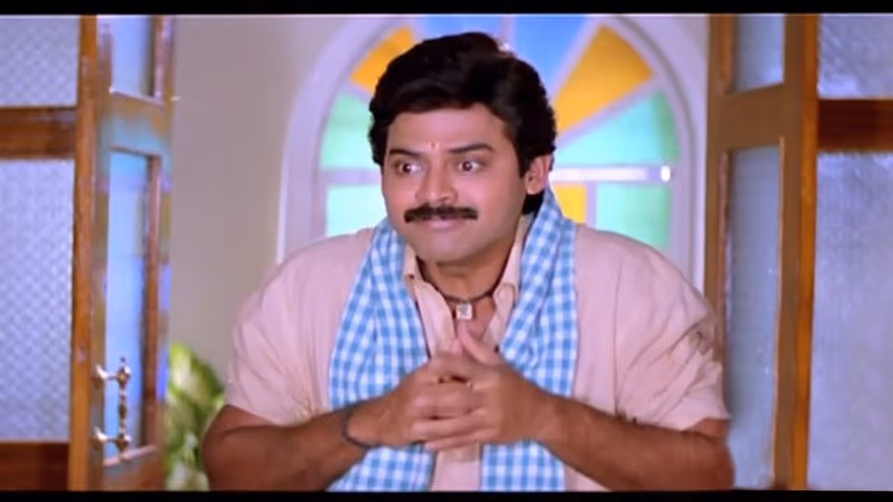 చంటి :వెంకటేష్, మీనా జంటగా రవిరాజా పినిశెట్టి దర్శకత్వంలో తెరకెక్కిన ఈ చిత్రం ఓ క్లాసిక్. ఇళయరాజా సంగీతానికి తెలుగు ప్రేక్షకులు ఫిదా అయ్యారు. 1992లో విడుదలైన చంటి బాక్సాఫీస్ వద్ద 9 కోట్లు రాబట్టింది. చంటి :వెంకటేష్, మీనా జంటగా రవిరాజా పినిశెట్టి దర్శకత్వంలో తెరకెక్కిన ఈ చిత్రం ఓ క్లాసిక్. ఇళయరాజా సంగీతానికి తెలుగు ప్రేక్షకులు ఫిదా అయ్యారు. 1992లో విడుదలైన చంటి బాక్సాఫీస్ వద్ద 9 కోట్లు రాబట్టింది.