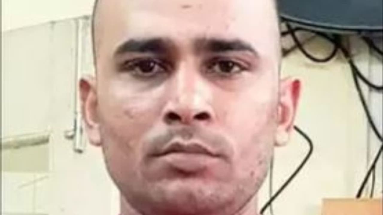 പതിനാലുകാരിയെ പീഡിപ്പിച്ച കേസിൽ 22കാരൻ പൊലീസ് പിടിയിൽ പതിനാലുകാരിയെ പീഡിപ്പിച്ച കേസിൽ 22കാരൻ പൊലീസ് പിടിയിൽ