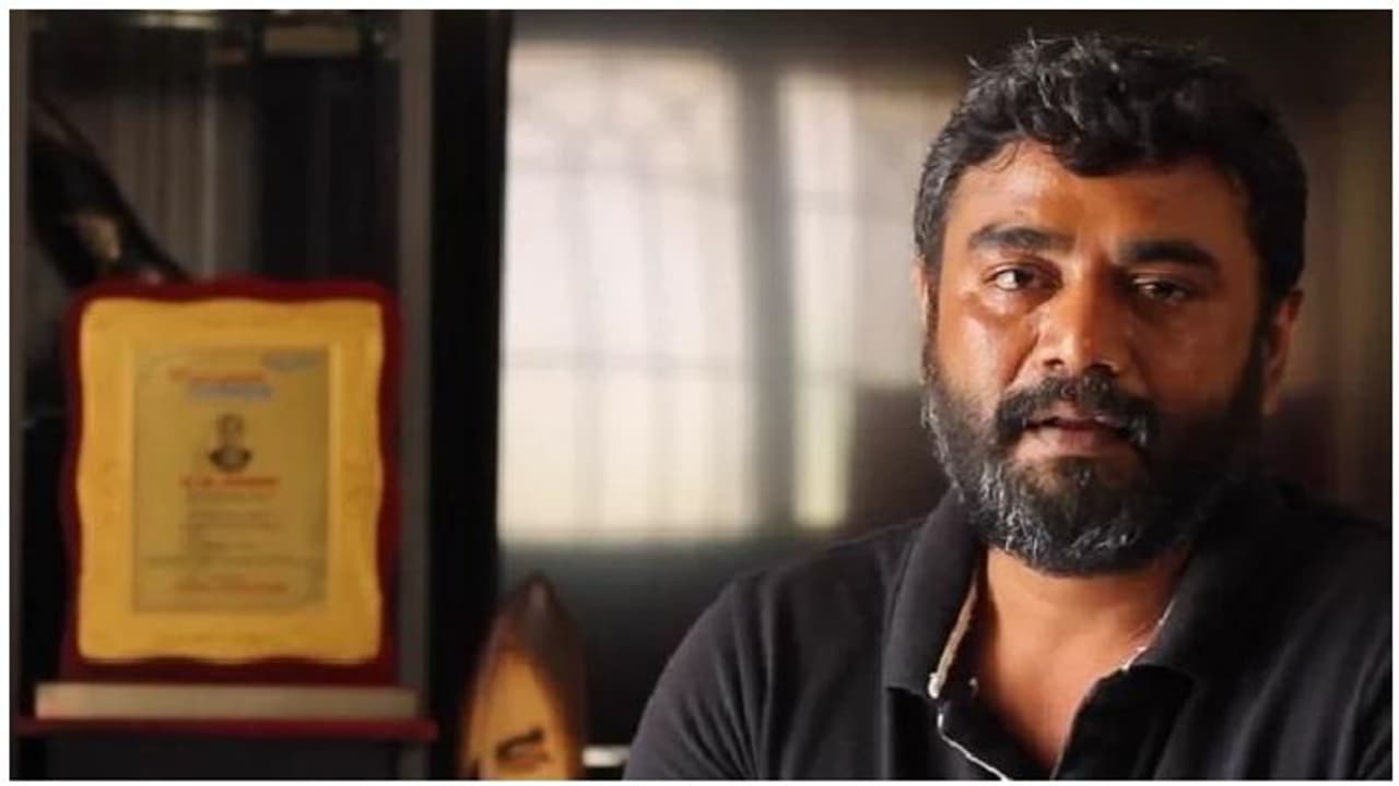 ’மாணவர்கள் போல் மசாலாப்பட இயக்குநர்களும் கழிவறையில் வழுக்கி விழவேண்டும்’...இயக்குநர் லெனின் பாரதியின் நியாயமான ஆசை ’மாணவர்கள் போல் மசாலாப்பட இயக்குநர்களும் கழிவறையில் வழுக்கி விழவேண்டும்’...இயக்குநர் லெனின் பாரதியின் நியாயமான ஆசை