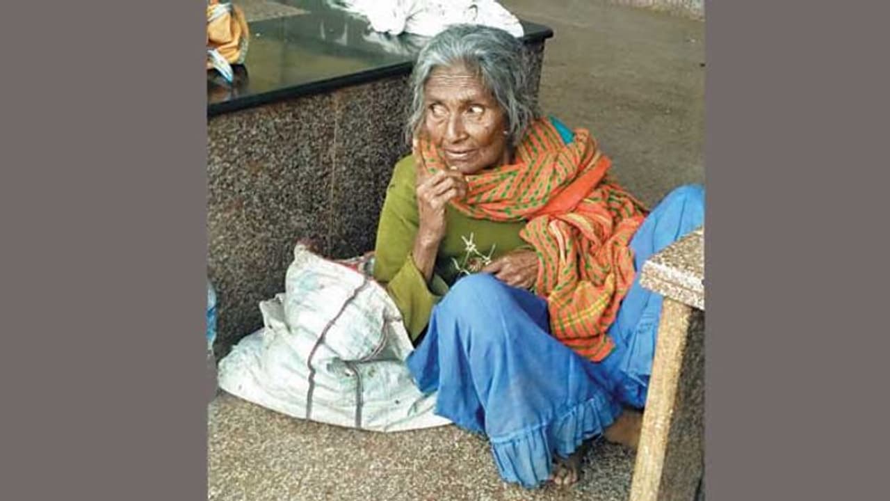 ಅನಾಥ ವೃದ್ಧೆಗೆ ಆಶ್ರಯ ದೊರಕಿಸಿದ ಕನ್ನಡಪ್ರಭ, ಸುವರ್ಣ ನ್ಯೂಸ್‌