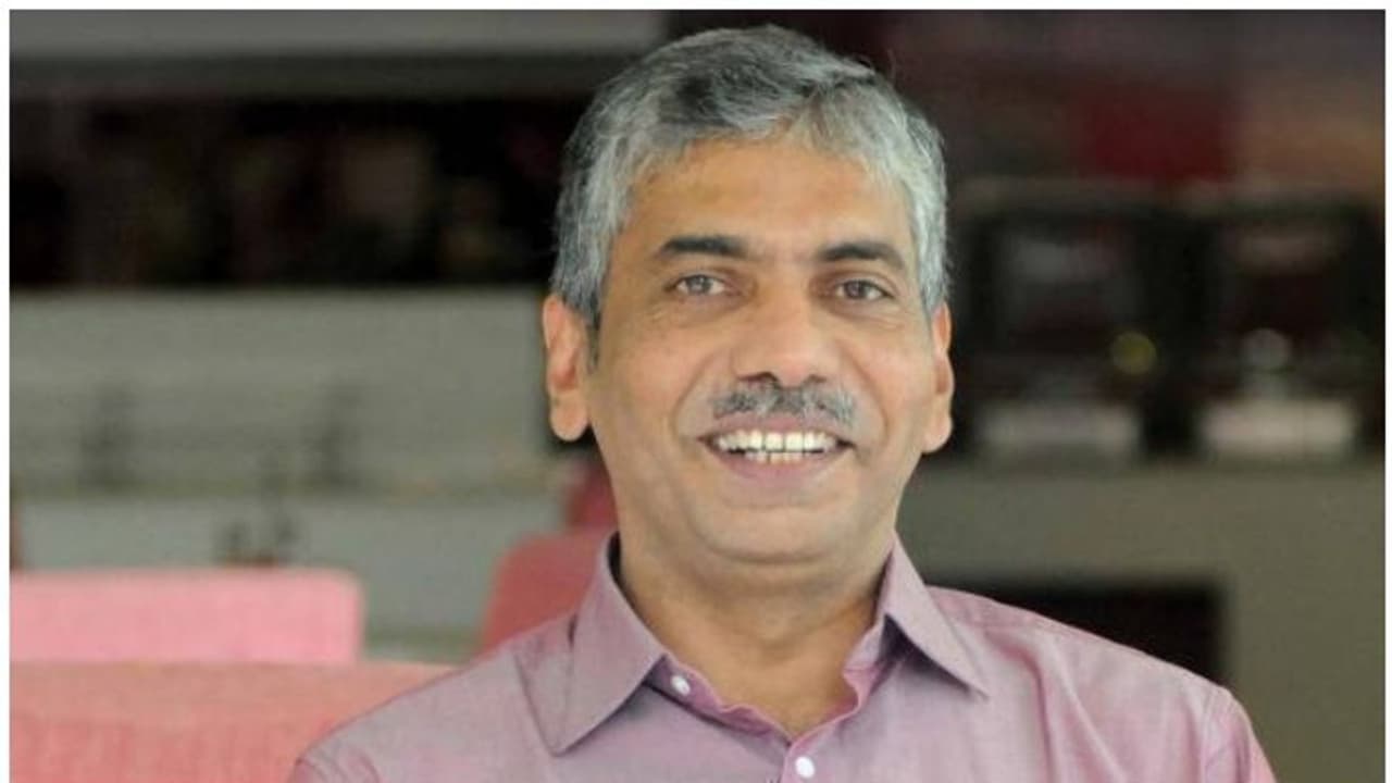 ശമ്പളക്കുടിശ്ശിക 41 ലക്ഷത്തോളം ജേക്കബ് തോമസിന് നൽകണം, ഉത്തരവിട്ട് സർക്കാർ