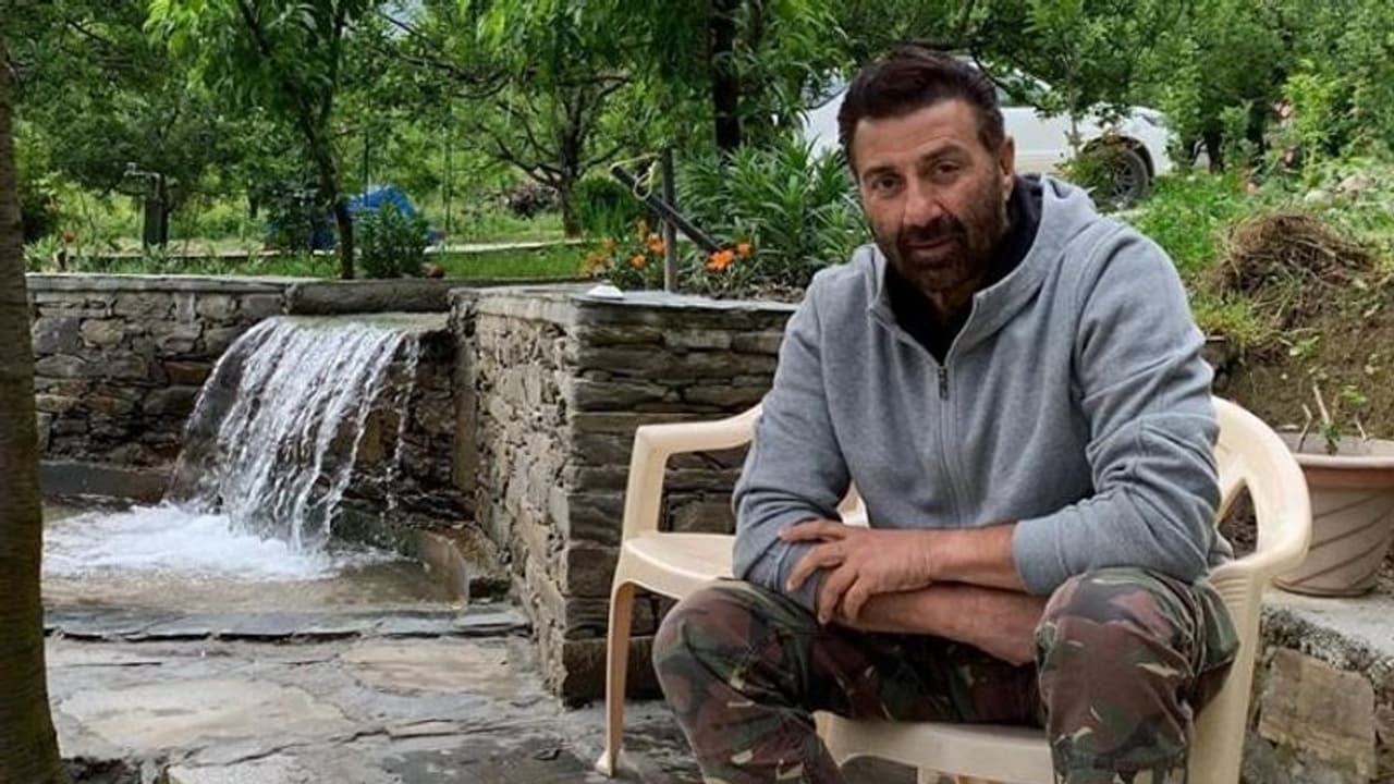 ಕುವೈತ್ನಲ್ಲಿ ಗುಲಾಮಗಿರಿಯಲ್ಲಿದ್ದ ಮಹಿಳೆಯನ್ನು ರಕ್ಷಿಸಿದ ಸನ್ನಿ! ಕುವೈತ್ನಲ್ಲಿ ಗುಲಾಮಗಿರಿಯಲ್ಲಿದ್ದ ಮಹಿಳೆಯನ್ನು ರಕ್ಷಿಸಿದ ಸನ್ನಿ!