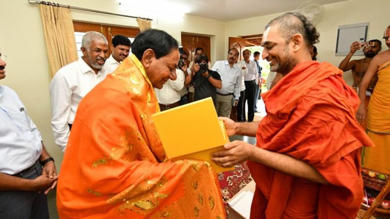 మరో యాగానికి కేసీఆర్ సిద్దం:యాదాద్రిలో మహా సుదర్శన యాగం మరో యాగానికి కేసీఆర్ సిద్దం:యాదాద్రిలో మహా సుదర్శన యాగం