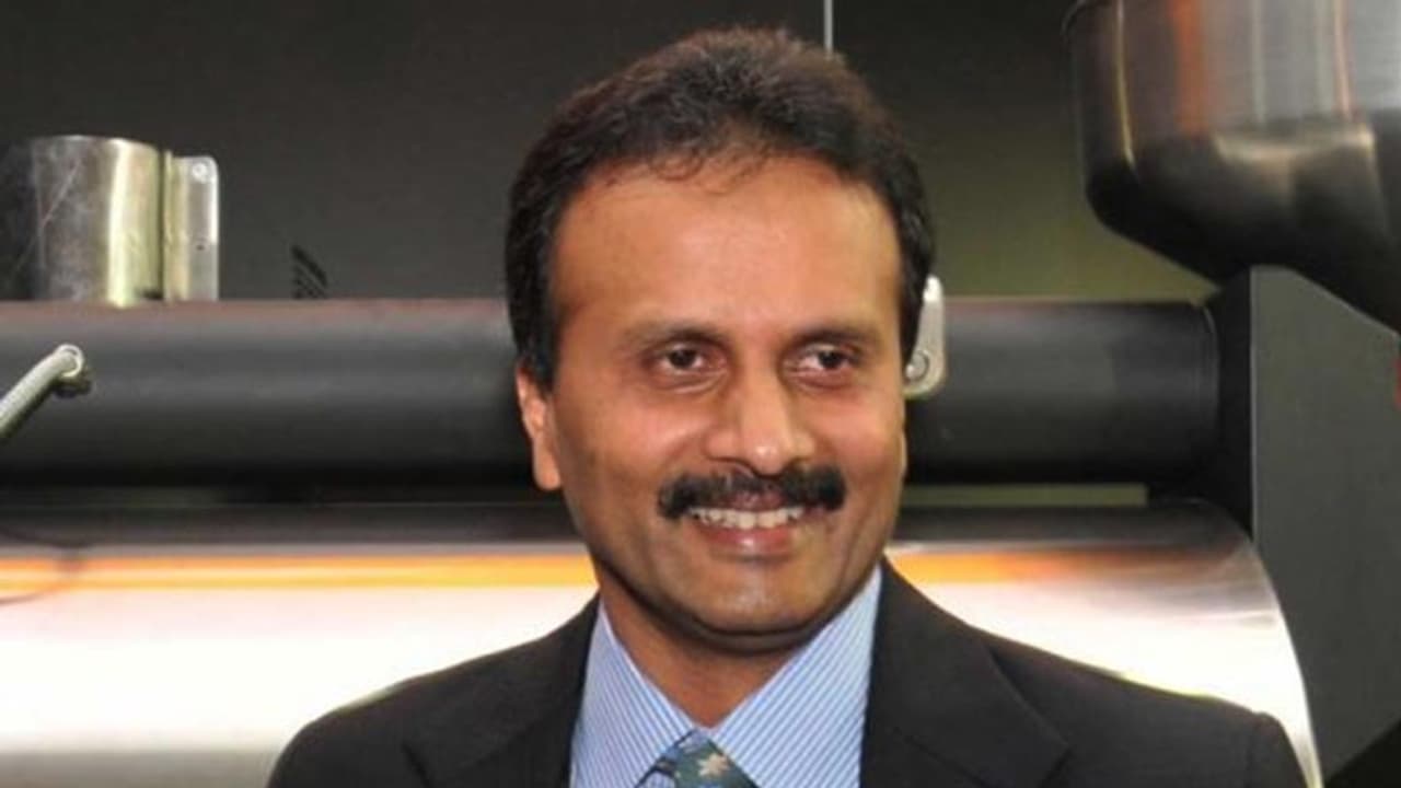 நண்பனை மாட்டி விடக் கூடாது என்பதால் தற்கொலை... காஃபி டே சித்தார்த்தா மரணத்தில் இப்படியொரு ட்விஸ்டா..? நண்பனை மாட்டி விடக் கூடாது என்பதால் தற்கொலை... காஃபி டே சித்தார்த்தா மரணத்தில் இப்படியொரு ட்விஸ்டா..?