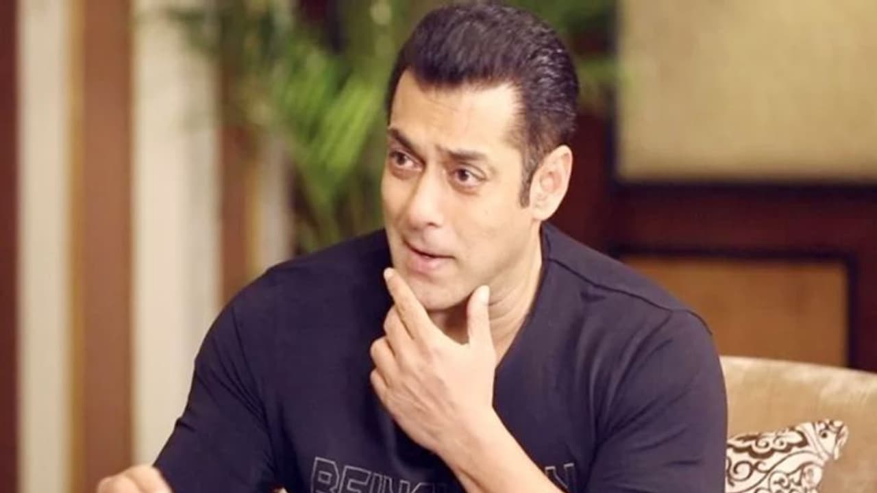 ఫ్యాన్స్ కి షాకిచ్చిన సల్మాన్ ఫ్యాన్స్ కి షాకిచ్చిన సల్మాన్