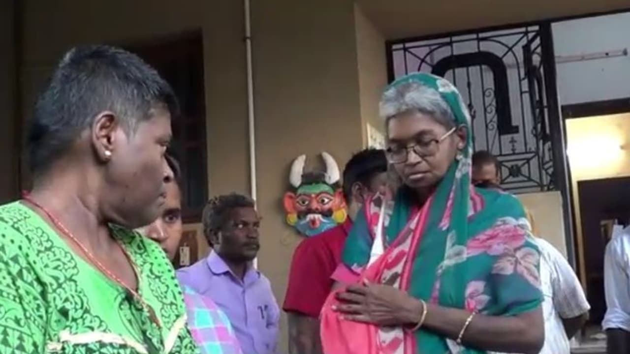 மூன்று முதியவர்களை வீட்டின் உள்ளே அடைத்து, அடித்து பட்டினி போட்டு சித்திரவதை!! முதியோர் காப்பகம் என்ற பெயரில் கொடுமை... மூன்று முதியவர்களை வீட்டின் உள்ளே அடைத்து, அடித்து பட்டினி போட்டு சித்திரவதை!! முதியோர் காப்பகம் என்ற பெயரில் கொடுமை...