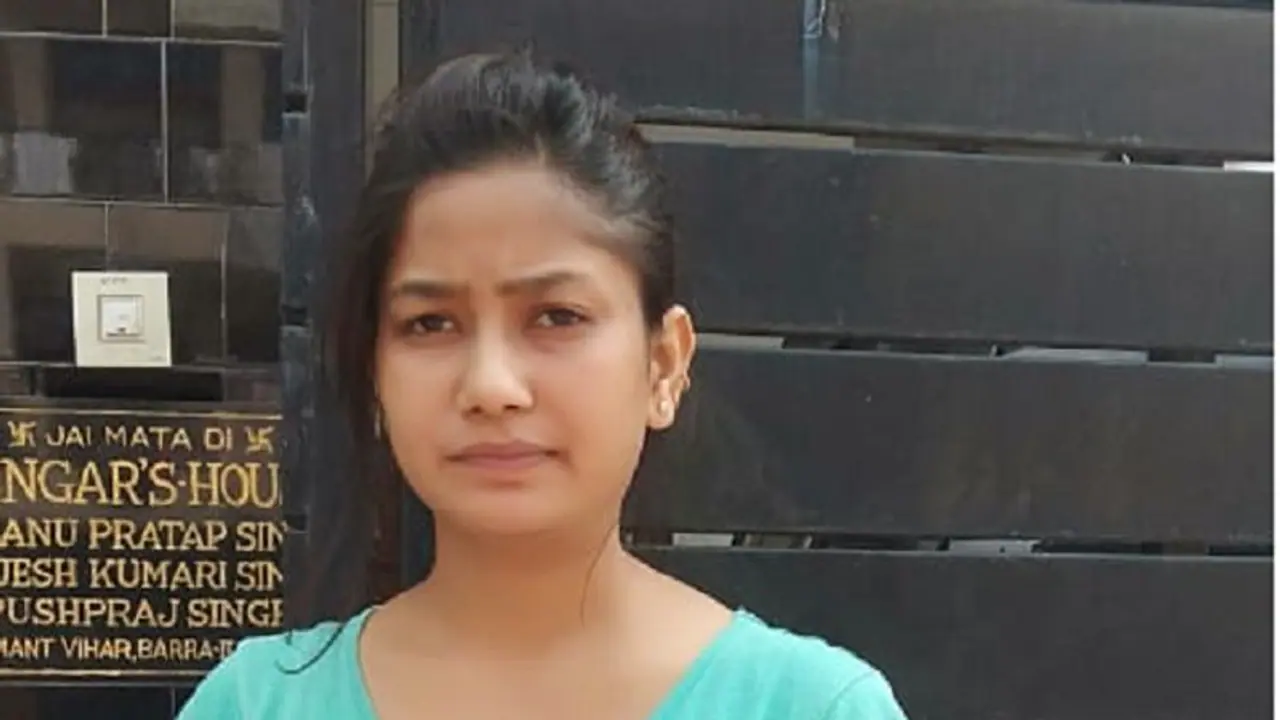 गिरने के बाद उठकर बहादुर बेटी ने किया चेन लुटेरों का पीछा, सीसीटीवी में कैद हैं तस्वीरें