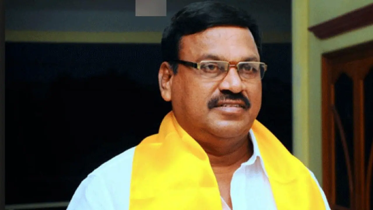 టీడీపీ ఎమ్మెల్సీ బచ్చుల అర్జునుడికి గుండెపోటు: విజయవాడ ఆసుపత్రిలో చేరిక