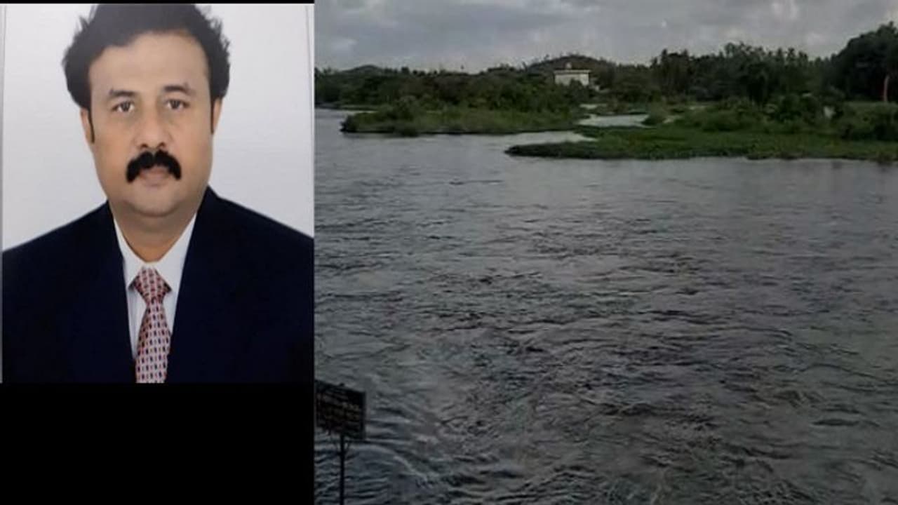 ಶ್ರೀರಂಗಪಟ್ಟಣ: ತಾಯಿ ಅಸ್ಥಿ ವಿಸರ್ಜನೆಗೆ ಬಂದವ ನದಿಯಲ್ಲಿ ಕೊಚ್ಚಿಹೋದ ಶ್ರೀರಂಗಪಟ್ಟಣ: ತಾಯಿ ಅಸ್ಥಿ ವಿಸರ್ಜನೆಗೆ ಬಂದವ ನದಿಯಲ್ಲಿ ಕೊಚ್ಚಿಹೋದ