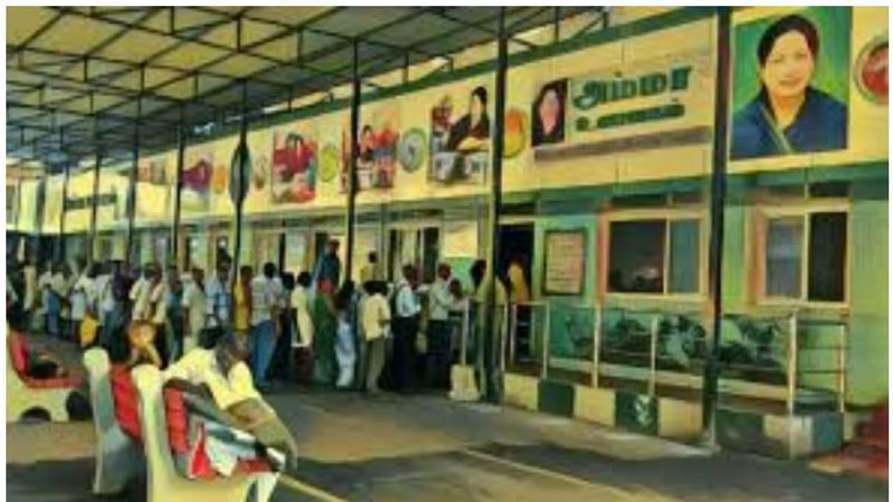 சென்னை அம்மா உணவகங்களில் இரவில் சப்பாத்தி கட்... நிதி நெருக்கடி காரணமா..? சென்னை அம்மா உணவகங்களில் இரவில் சப்பாத்தி கட்... நிதி நெருக்கடி காரணமா..?