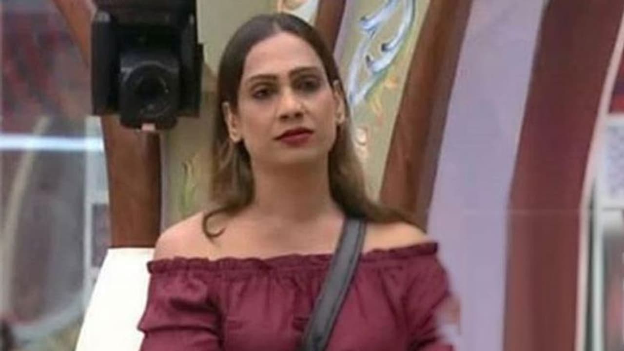 సల్మాన్ ఖాన్ వర్జినా..? నేనూ అంతే.. తమన్నా సింహాద్రి కామెంట్స్! సల్మాన్ ఖాన్ వర్జినా..? నేనూ అంతే.. తమన్నా సింహాద్రి కామెంట్స్!