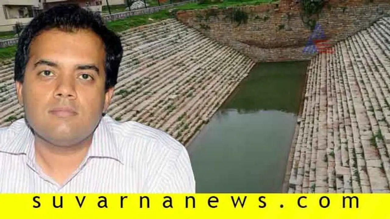 ಚಿಕ್ಕಬಳ್ಳಾಪುರ: ಡಿಸಿ ಶ್ರಮಕ್ಕೆ ಸಿಕ್ಕಿತು ಫಲ, ಮಳೆ ನೀರಿಂದ ತುಂಬಿತು ಕಲ್ಯಾಣಿ ಚಿಕ್ಕಬಳ್ಳಾಪುರ: ಡಿಸಿ ಶ್ರಮಕ್ಕೆ ಸಿಕ್ಕಿತು ಫಲ, ಮಳೆ ನೀರಿಂದ ತುಂಬಿತು ಕಲ್ಯಾಣಿ