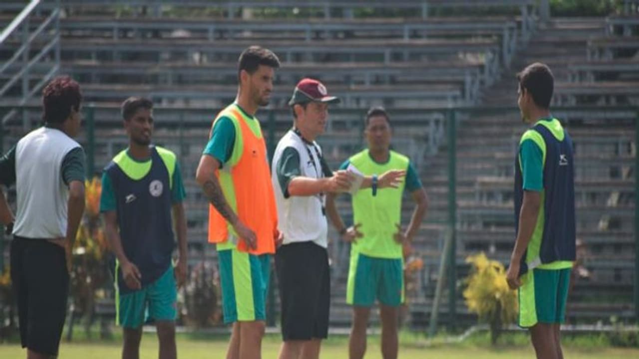 প্রথম ম্যাচেই হিট চামোরো, সমর্থকদের স্বপ্ন দেখাতে শুরু করল কিবুর বাগান প্রথম ম্যাচেই হিট চামোরো, সমর্থকদের স্বপ্ন দেখাতে শুরু করল কিবুর বাগান