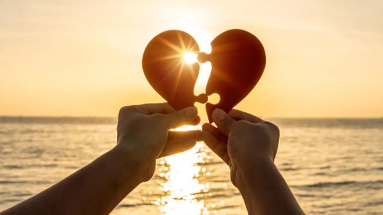 আপনারা কী রাজযোটক! জেনে নিন সহজেই আপনারা কী রাজযোটক! জেনে নিন সহজেই