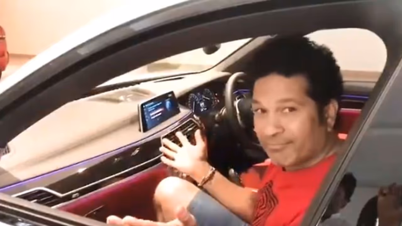 Viral: Sachin Tendulkar shares video of his first ‘driverless parking car’