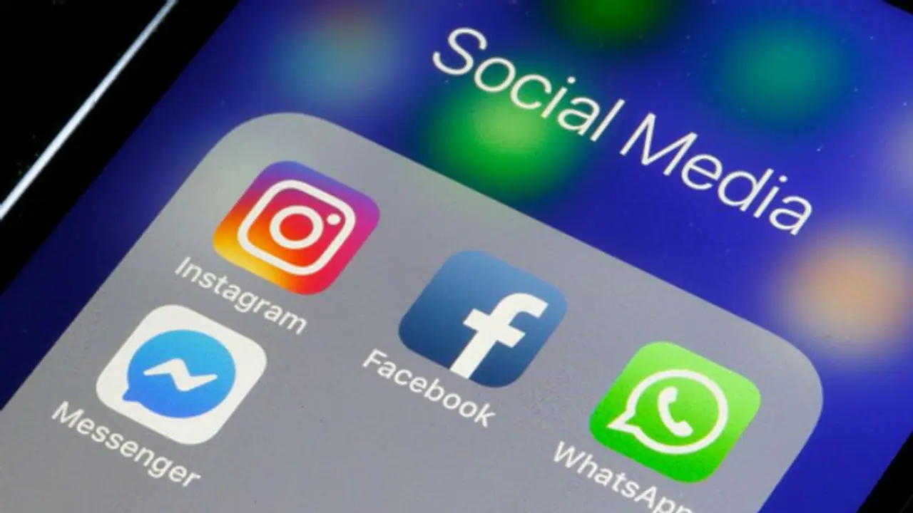 అధికారుల భార్యలే టార్గెట్ ...నగ్నంగా వీడియో కాల్ చేసి...