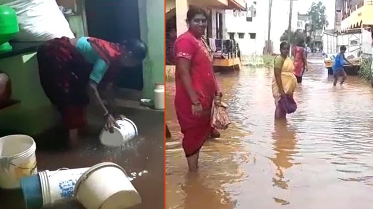 పోటెత్తిన వరద: 13.75 లక్షలు సముద్రంలోకి, రెండో ప్రమాదక హెచ్చరిక పోటెత్తిన వరద: 13.75 లక్షలు సముద్రంలోకి, రెండో ప్రమాదక హెచ్చరిక