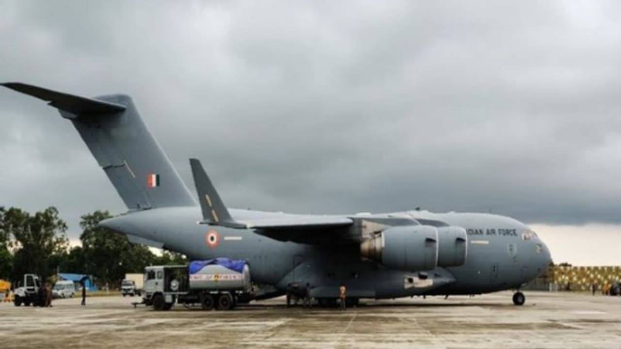 পাক কাশ্মীরে মাসুদ আজহারের ভাই! অমরনাথ যাত্রীদের উড়িয়ে নিযে যাবে সি ১৭ পাক কাশ্মীরে মাসুদ আজহারের ভাই! অমরনাথ যাত্রীদের উড়িয়ে নিযে যাবে সি ১৭