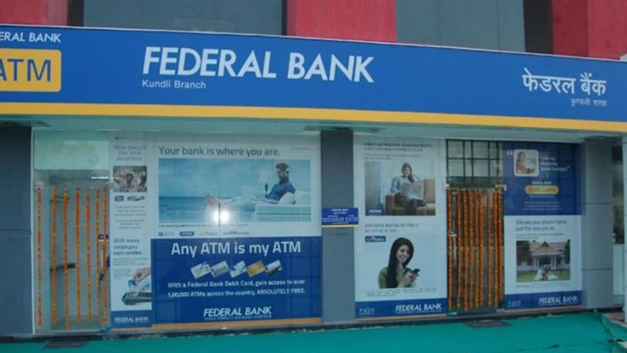 നിക്ഷേപം എങ്ങനെ ചെയ്യണം? ഉപദേശം നല്കാന് പുതിയ സംവിധാനം ആരംഭിച്ച് ഫെഡറല് ബാങ്ക് നിക്ഷേപം എങ്ങനെ ചെയ്യണം? ഉപദേശം നല്കാന് പുതിയ സംവിധാനം ആരംഭിച്ച് ഫെഡറല് ബാങ്ക്