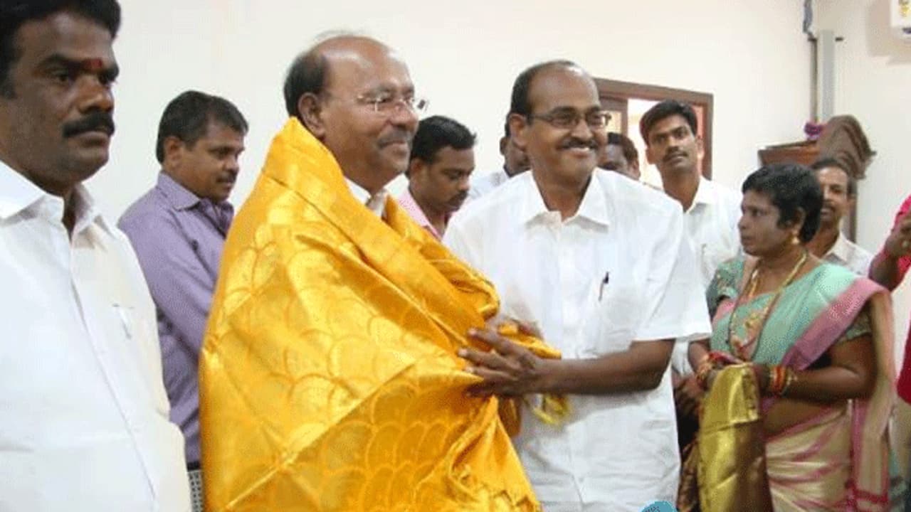 தமிழ்நாட்டில் 3வது பெரிய கட்சியானது பாமக... பாஜக காங்கிரஸை முந்தி சாதனை..! தமிழ்நாட்டில் 3வது பெரிய கட்சியானது பாமக... பாஜக காங்கிரஸை முந்தி சாதனை..!