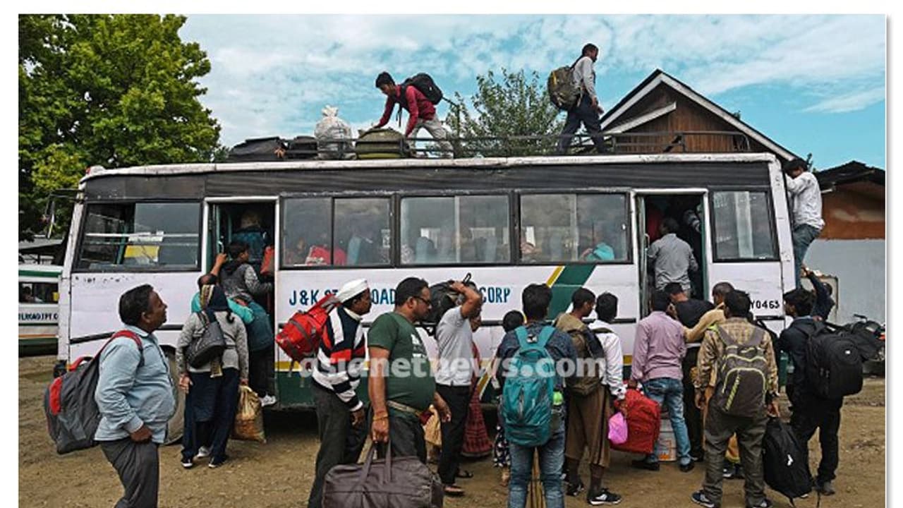 Jammu and Kashmir: Poonch Rawalakot cross LoC bus service resumes after 7 days
