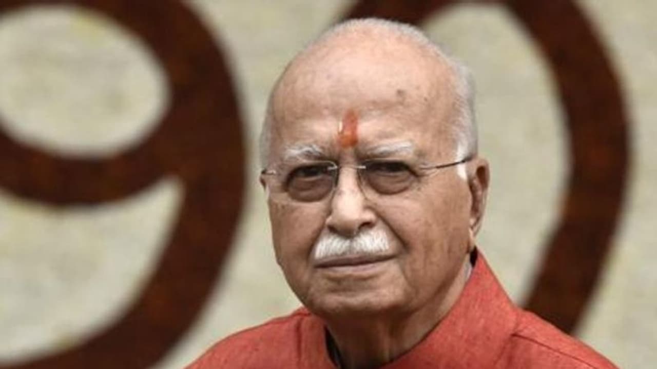 'ജനസംഘത്തിന്റെ പ്രത്യയശാസ്ത്രം നടപ്പായി', സ്വാഗതം ചെയ്ത് എൽ കെ അദ്വാനി 'ജനസംഘത്തിന്റെ പ്രത്യയശാസ്ത്രം നടപ്പായി', സ്വാഗതം ചെയ്ത് എൽ കെ അദ്വാനി