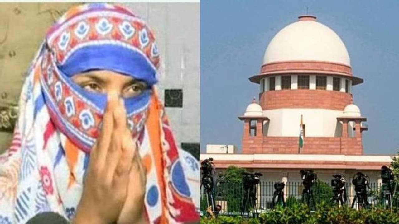 ഉന്നാവ് പെണ്കുട്ടിക്കും കുടുംബത്തിനുമെതിരായ 20 കേസുകളിൽ റിപ്പോര്ട്ട് തേടാന് വിസമ്മതിച്ച് സുപ്രീംകോടതി ഉന്നാവ് പെണ്കുട്ടിക്കും കുടുംബത്തിനുമെതിരായ 20 കേസുകളിൽ റിപ്പോര്ട്ട് തേടാന് വിസമ്മതിച്ച് സുപ്രീംകോടതി