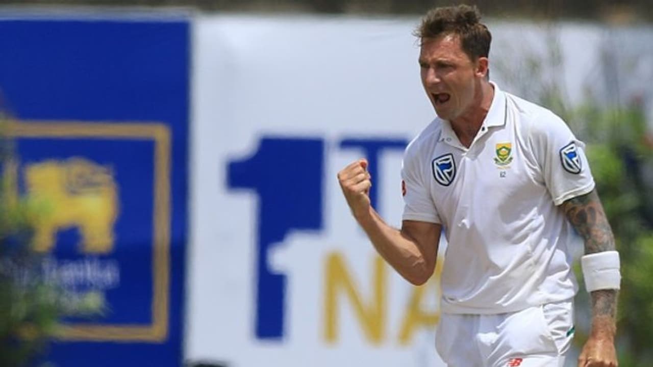 പന്തെറിയാന് ബുദ്ധിമുട്ടേറിയ താരങ്ങള് ആരൊക്കെ..? രണ്ട് പേര് ഇന്ത്യക്കാര്, പട്ടിക പുറത്തുവിട്ട് സ്റ്റെയ്ന് പന്തെറിയാന് ബുദ്ധിമുട്ടേറിയ താരങ്ങള് ആരൊക്കെ..? രണ്ട് പേര് ഇന്ത്യക്കാര്, പട്ടിക പുറത്തുവിട്ട് സ്റ്റെയ്ന്