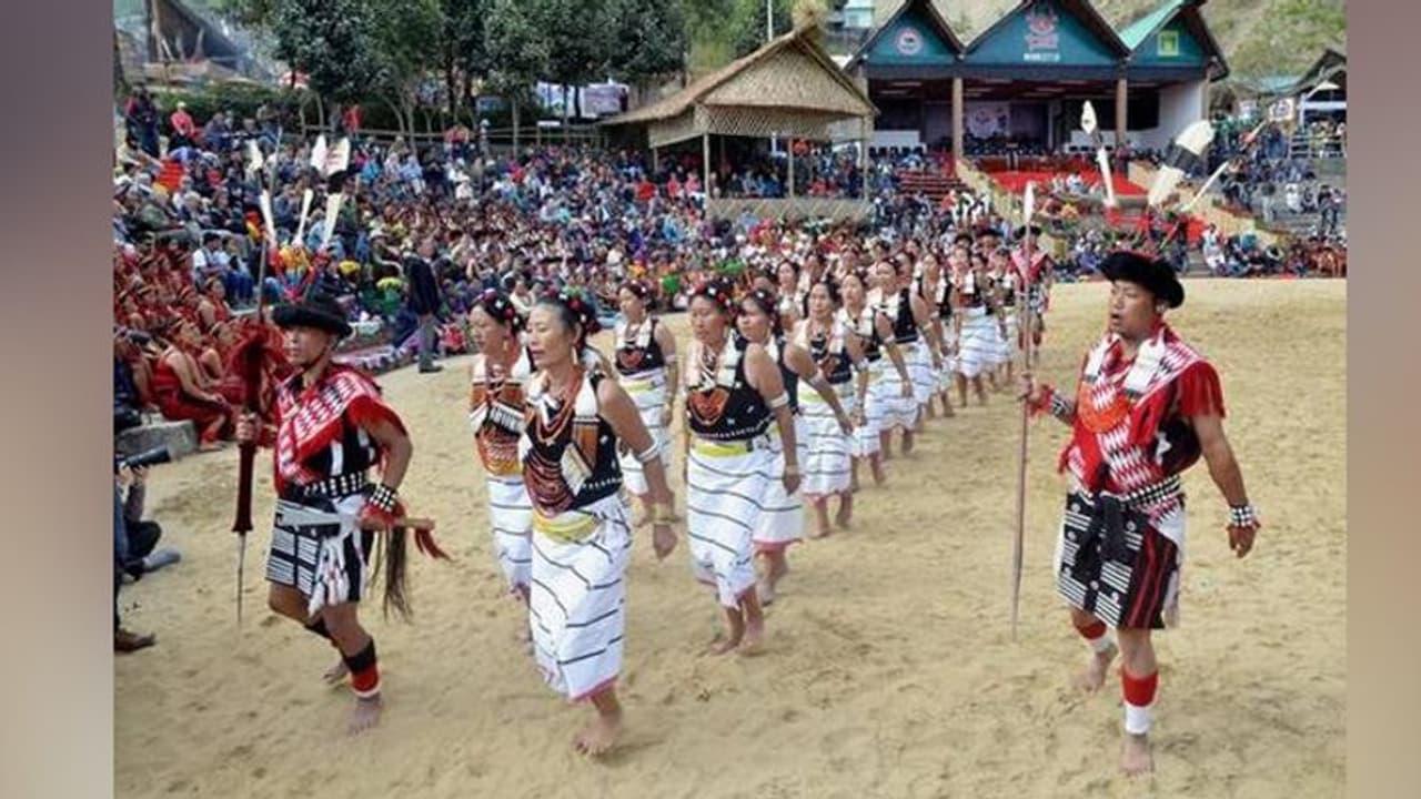 देश के वो 11 राज्य, जहां आज भी लागू है धारा 370 जैसा कानून देश के वो 11 राज्य, जहां आज भी लागू है धारा 370 जैसा कानून