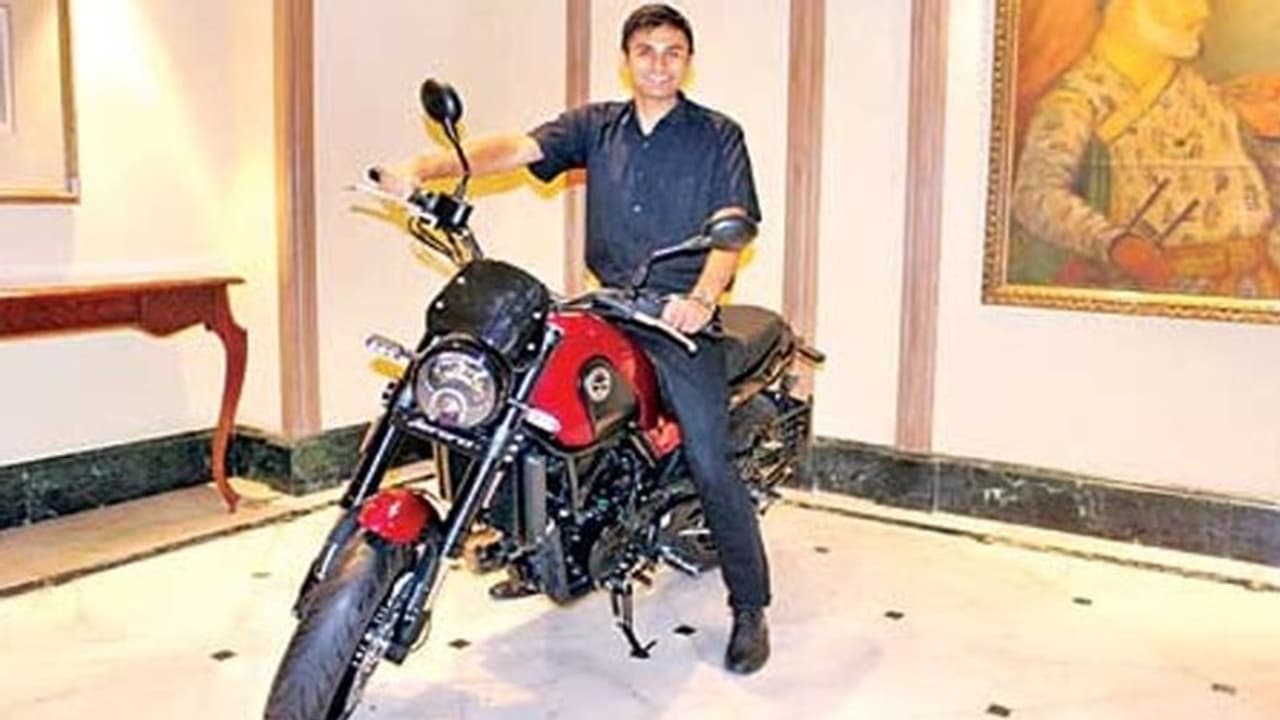 కుర్రాళ్లే టార్గెట్: విపణిలోకి బెనెల్లీ లియాంచినో 500 కుర్రాళ్లే టార్గెట్: విపణిలోకి బెనెల్లీ లియాంచినో 500