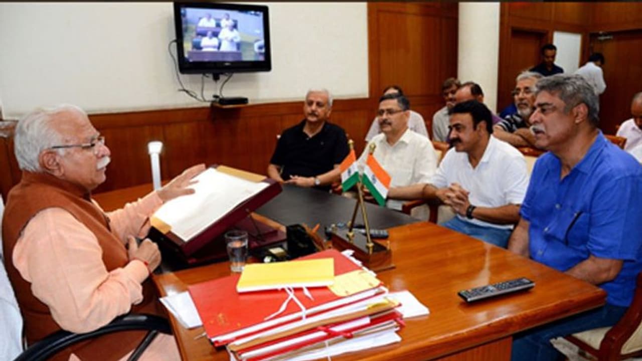 हरियाणा के CM मनोहर खट्टर ने शेयर कीं कश्मीर यात्रा से जुड़ीं यादें