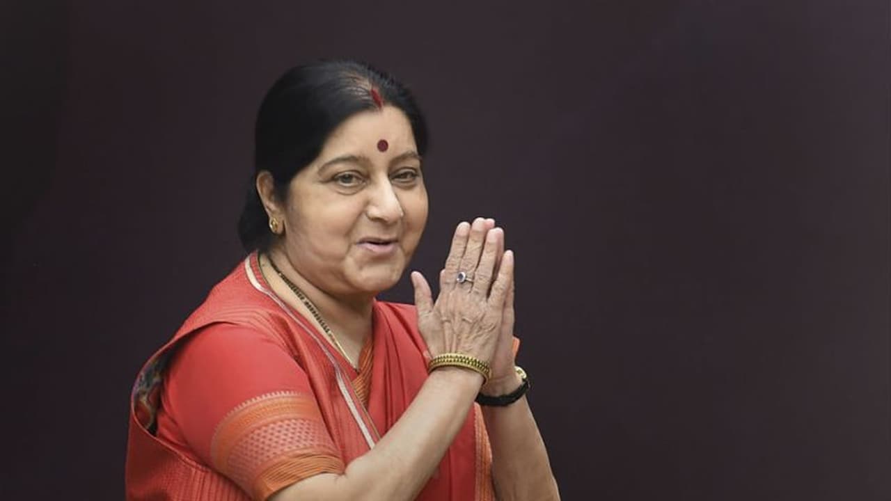 Sushma Swaraj breathes her last; BJP leaders rush to AIIMS