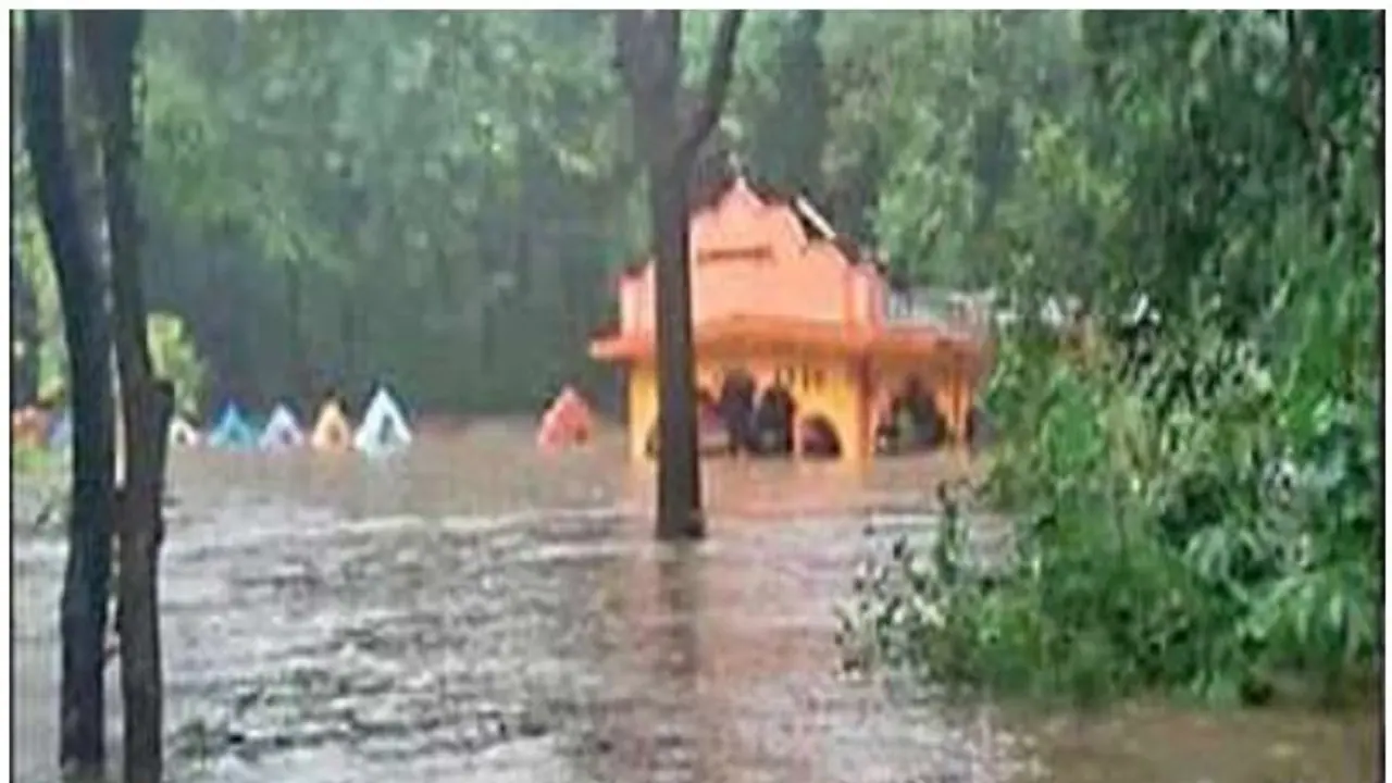 Karnataka rains: Riverflow increases across state, coastal districts on high alert Karnataka rains: Riverflow increases across state, coastal districts on high alert