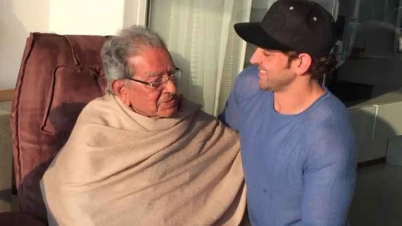 Hrithik Roshan's grandfather, veteran director J Om Prakash dies at 93 Hrithik Roshan's grandfather, veteran director J Om Prakash dies at 93