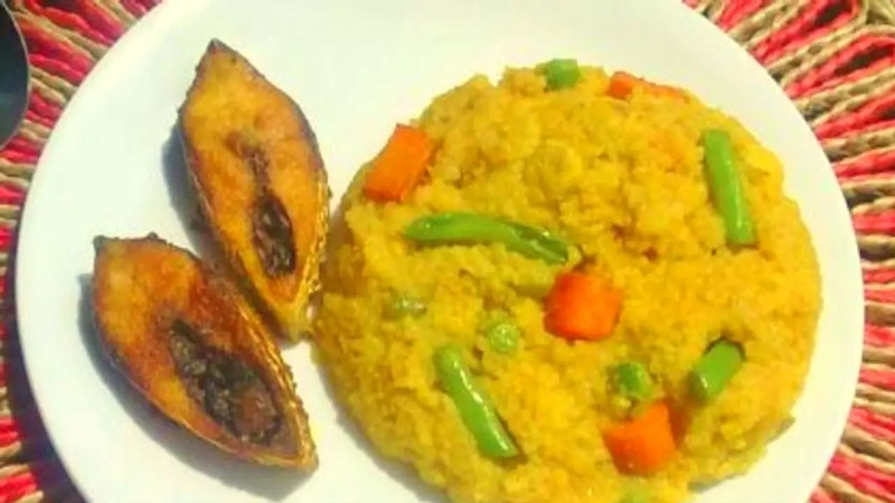 বৃষ্টির দিনে পাতে থাক লোভনীয় পদ, বাদশাহী খিচুড়ি দিয়ে জমে উঠুক ভুড়িভোজ বৃষ্টির দিনে পাতে থাক লোভনীয় পদ, বাদশাহী খিচুড়ি দিয়ে জমে উঠুক ভুড়িভোজ