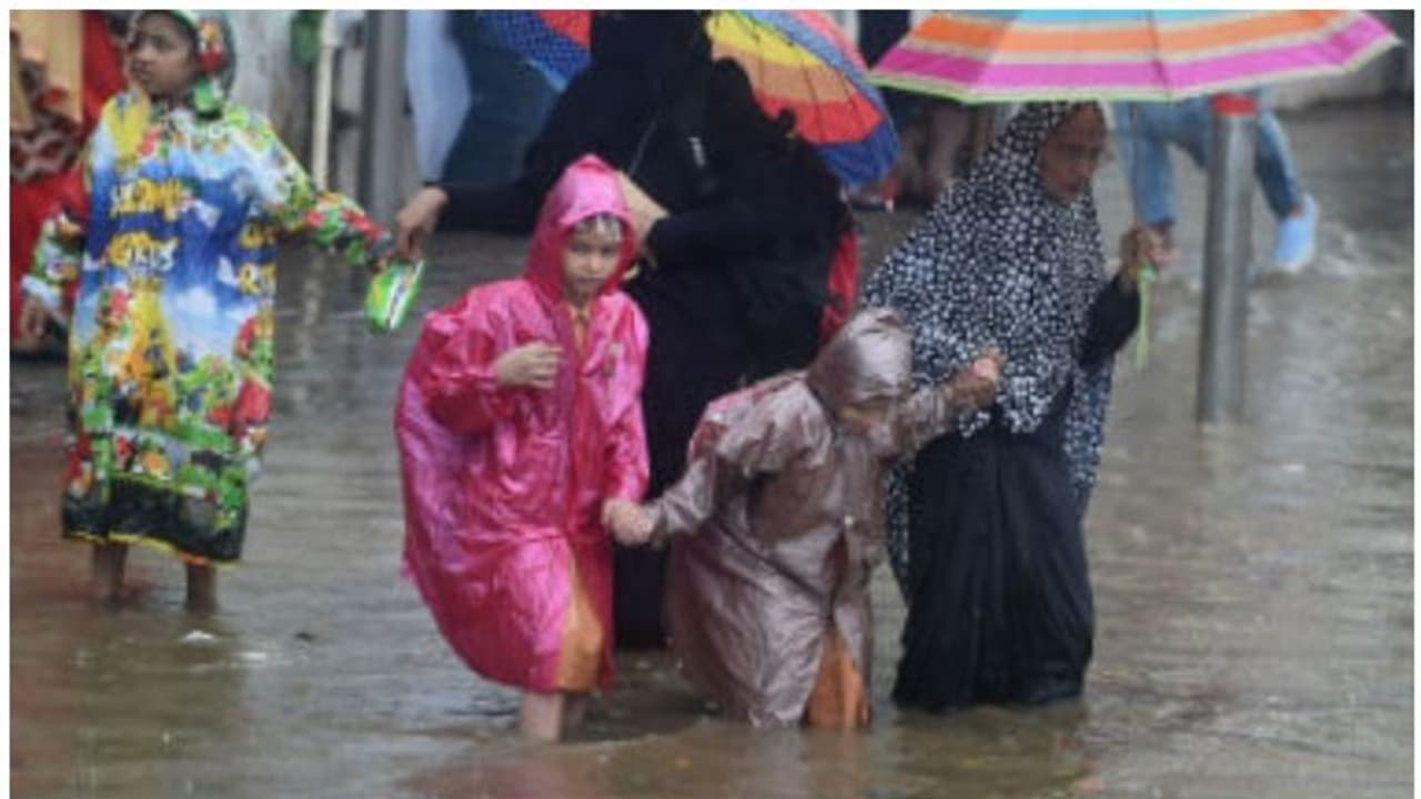 ಉಡುಪಿ: ಎರಡು ದಿನ ಮಳೆಗೆ 66 ಲಕ್ಷ ರು. ಹಾನಿ ಉಡುಪಿ: ಎರಡು ದಿನ ಮಳೆಗೆ 66 ಲಕ್ಷ ರು. ಹಾನಿ