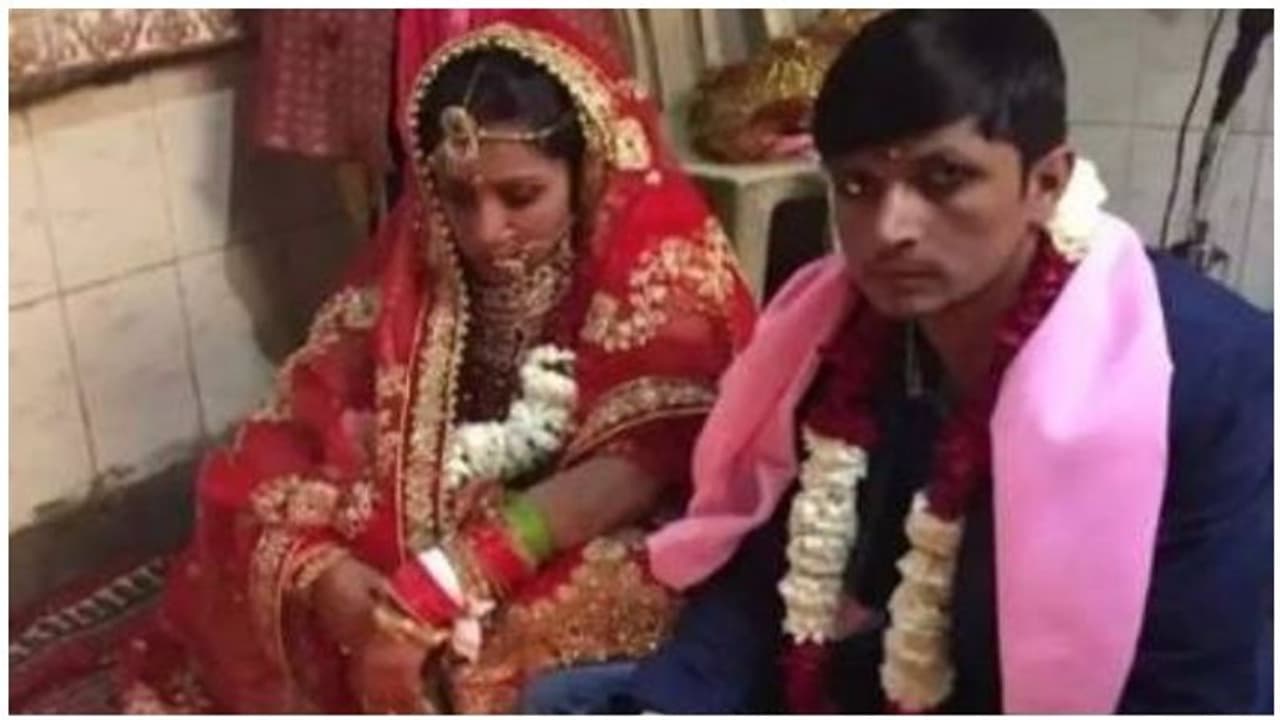 பார்த்தவுடன் காதல்... கொலை குற்றவாளியை திருமணம் செய்த பெண் போலீஸ்..! பார்த்தவுடன் காதல்... கொலை குற்றவாளியை திருமணம் செய்த பெண் போலீஸ்..!