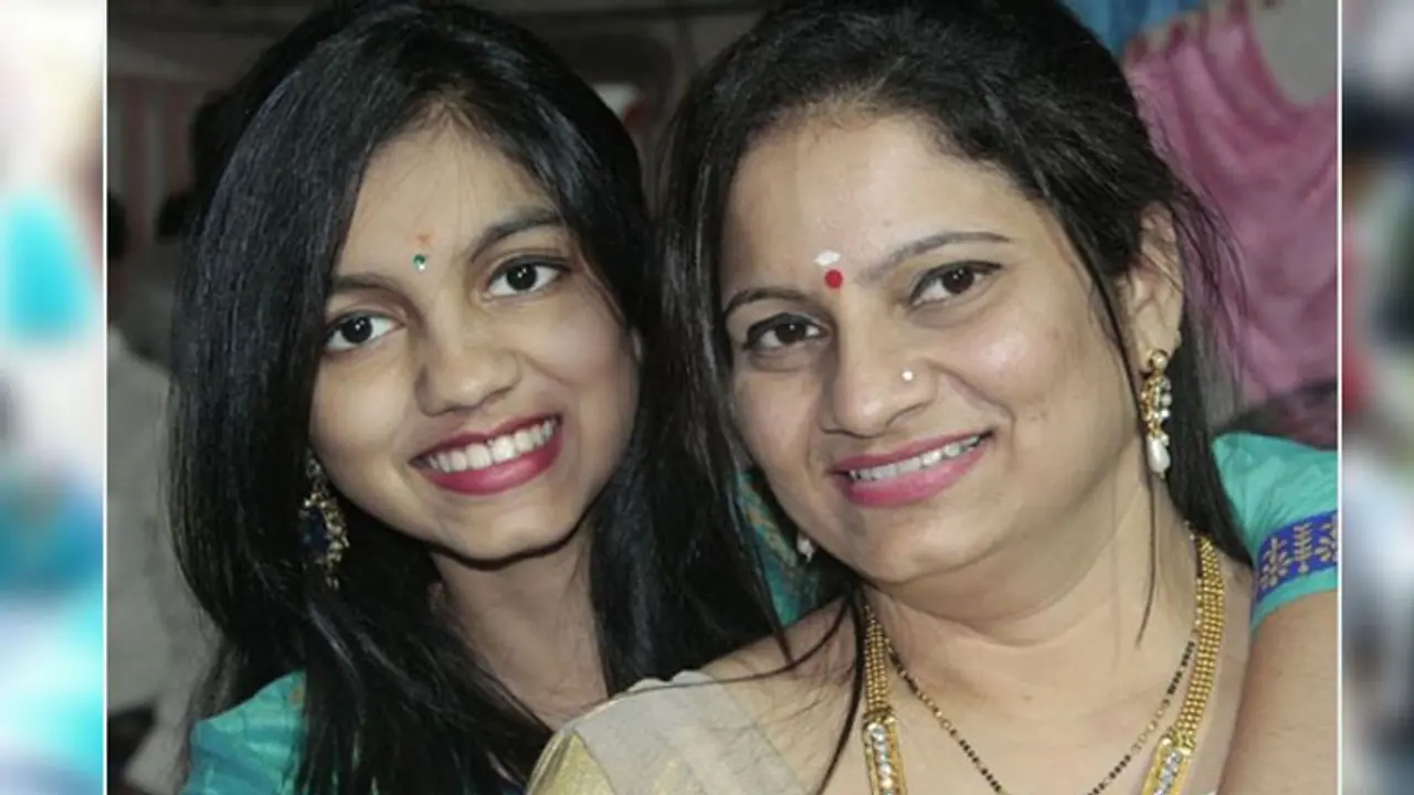 2 घंटे बाद मॉर्निंग वाक से लौटा इस एक्ट्रेस का पति, अनहोनी के शक में तोड़ा दरवाजा, सामने था खौफनाक मंजर 2 घंटे बाद मॉर्निंग वाक से लौटा इस एक्ट्रेस का पति, अनहोनी के शक में तोड़ा दरवाजा, सामने था खौफनाक मंजर