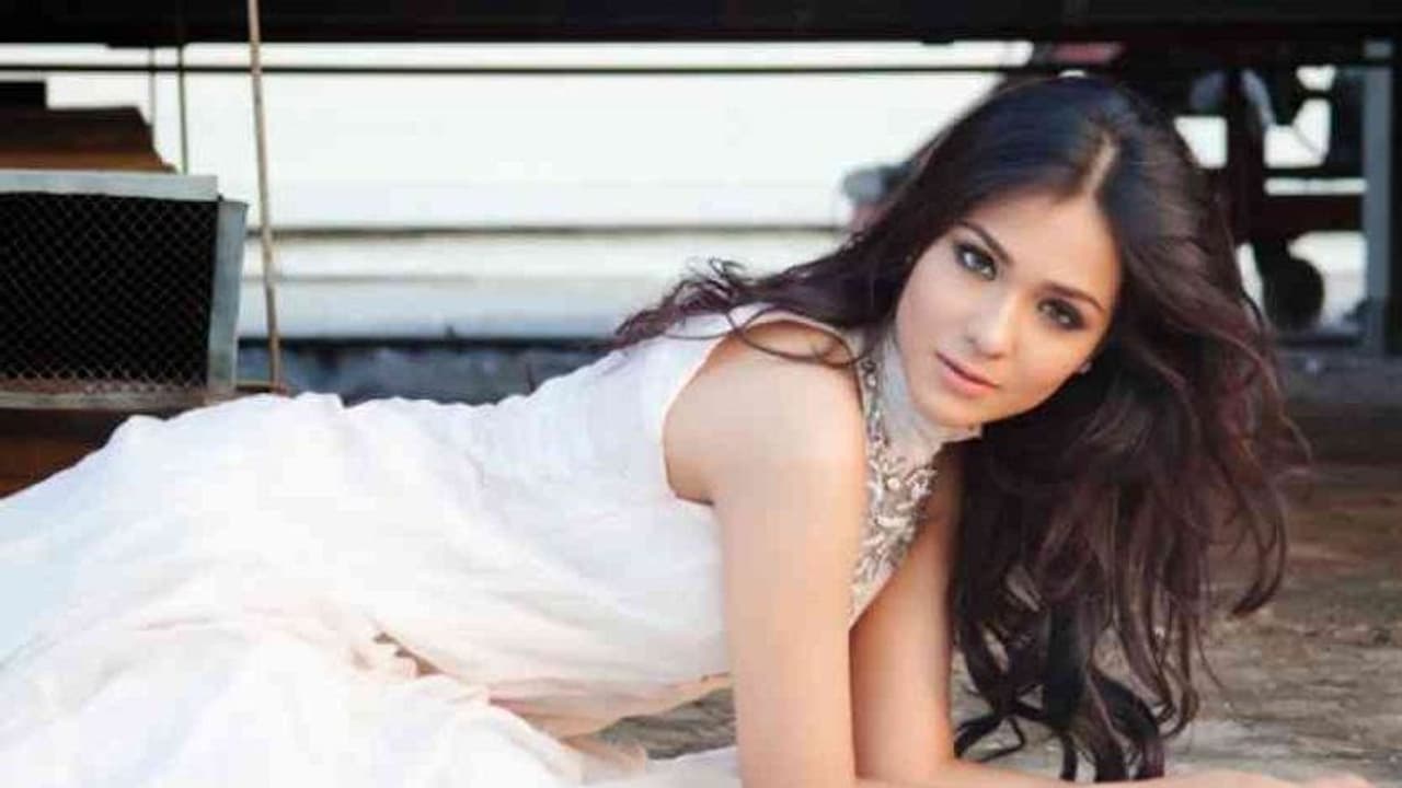 ये पाकिस्तानी एक्ट्रेस बॉलीवुड में एंट्री मिलने के बाद हुई थी फेमस, अब भारत के खिलाफ उगल रही हैं आग