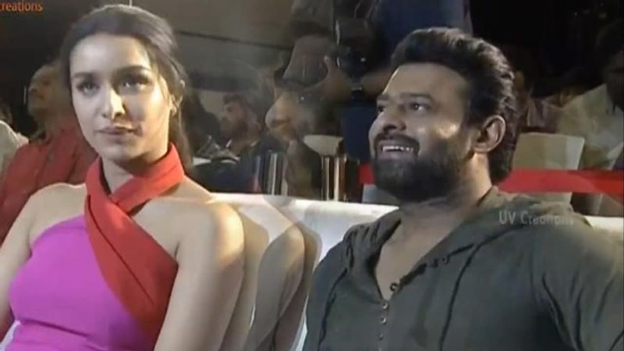 ప్రభాస్ తో రొమాన్స్ యాక్షన్.. ఫుల్ ఎంజాయ్ చేశా: శ్రద్దా కపూర్ ప్రభాస్ తో రొమాన్స్ యాక్షన్.. ఫుల్ ఎంజాయ్ చేశా: శ్రద్దా కపూర్