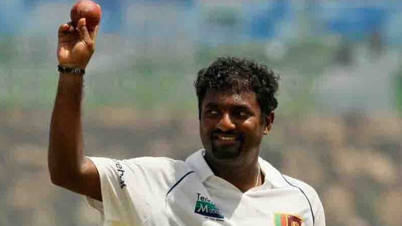 గవర్నర్ గా.. శ్రీలంక మాజీ క్రికెటర్ ముత్తయ్య మురళీధరన్ గవర్నర్ గా.. శ్రీలంక మాజీ క్రికెటర్ ముత్తయ్య మురళీధరన్