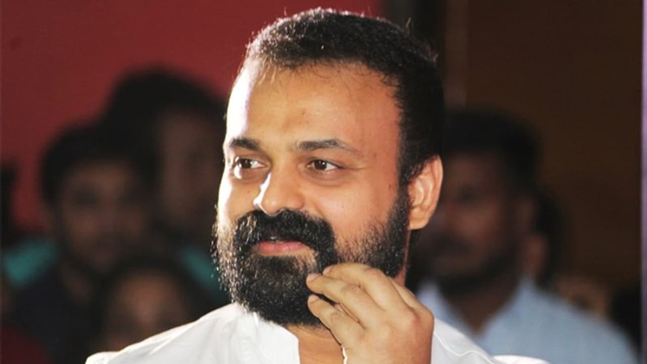 'നാളെ ബലിപെരുന്നാളാണ്, ആരും ഭക്ഷണമില്ലാതെ ബുദ്ധിമുട്ടേണ്ടിവരരുത്' 'നാളെ ബലിപെരുന്നാളാണ്, ആരും ഭക്ഷണമില്ലാതെ ബുദ്ധിമുട്ടേണ്ടിവരരുത്'