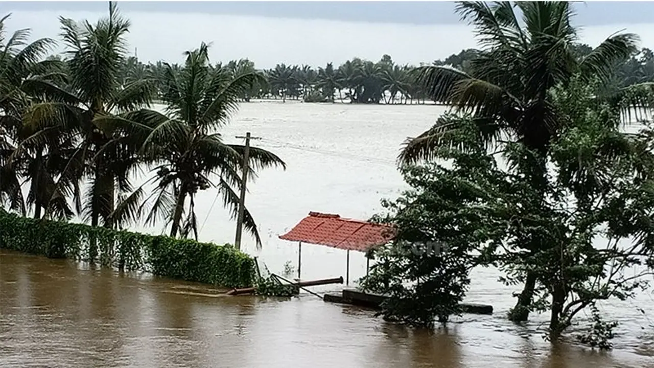 ಪುಟ್ಟಮಗುವಿನ ಕೈ ಹಿಡಿದುಕೊಂಡೇ ಸಾವನ್ನಪ್ಪಿದ ತಾಯಿ